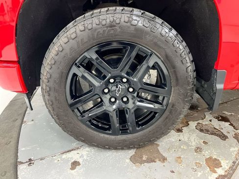 Used 2022 Chevrolet Silverado 1500 Custom AWD/4WD image 26