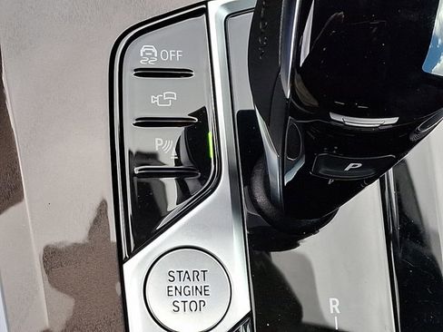 Certified 2022 BMW X5 xDrive40i w/ M Sport Package image 29