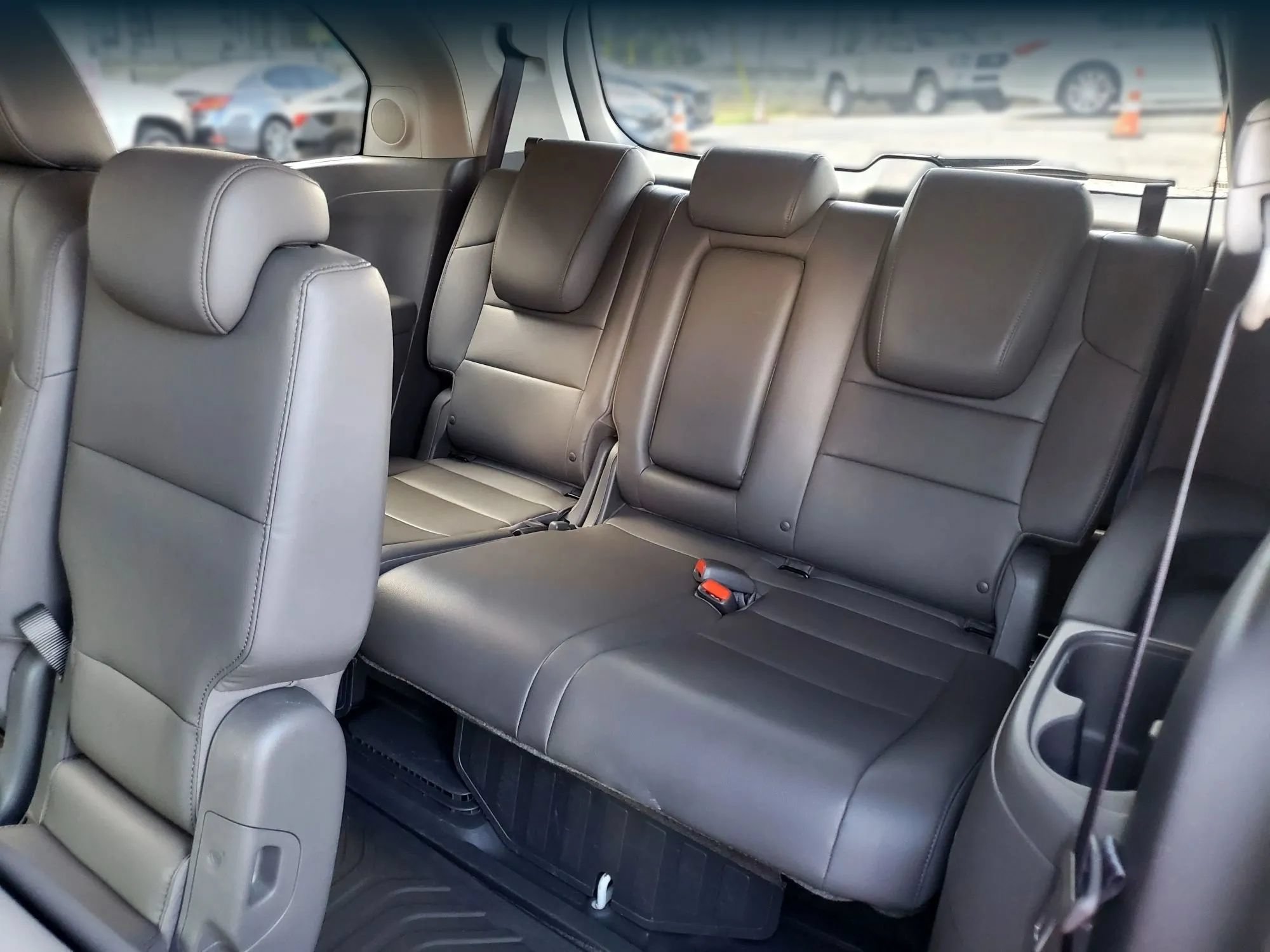 Used 2015 Honda Odyssey Touring Elite image 7