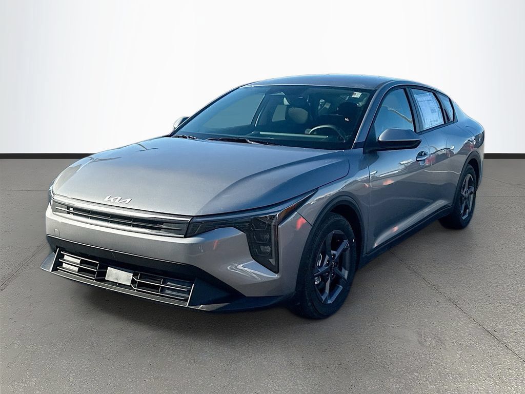 New 2026 Kia K4 FWD image 3