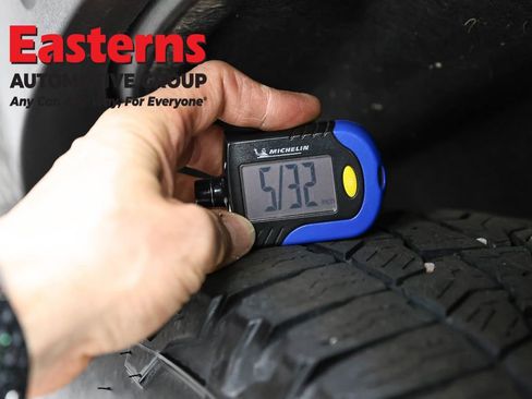 Used 2019 GMC Acadia SLE w/ Driver Alert Package I image 29