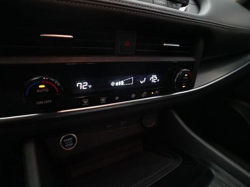 Used 2023 Nissan Rogue SV AWD/4WD image 20