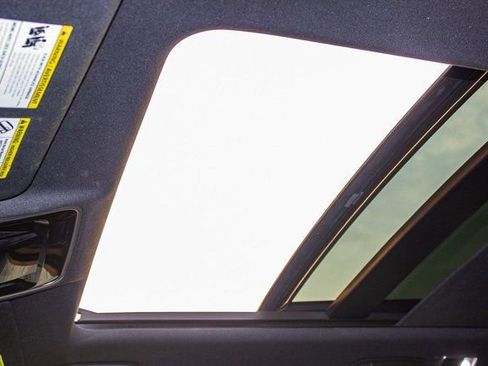 Used 2016 Land Rover Range Rover Sport Supercharged image 19