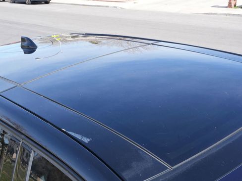 Used 2017 Ford Edge Titanium w/ Technology Package image 17