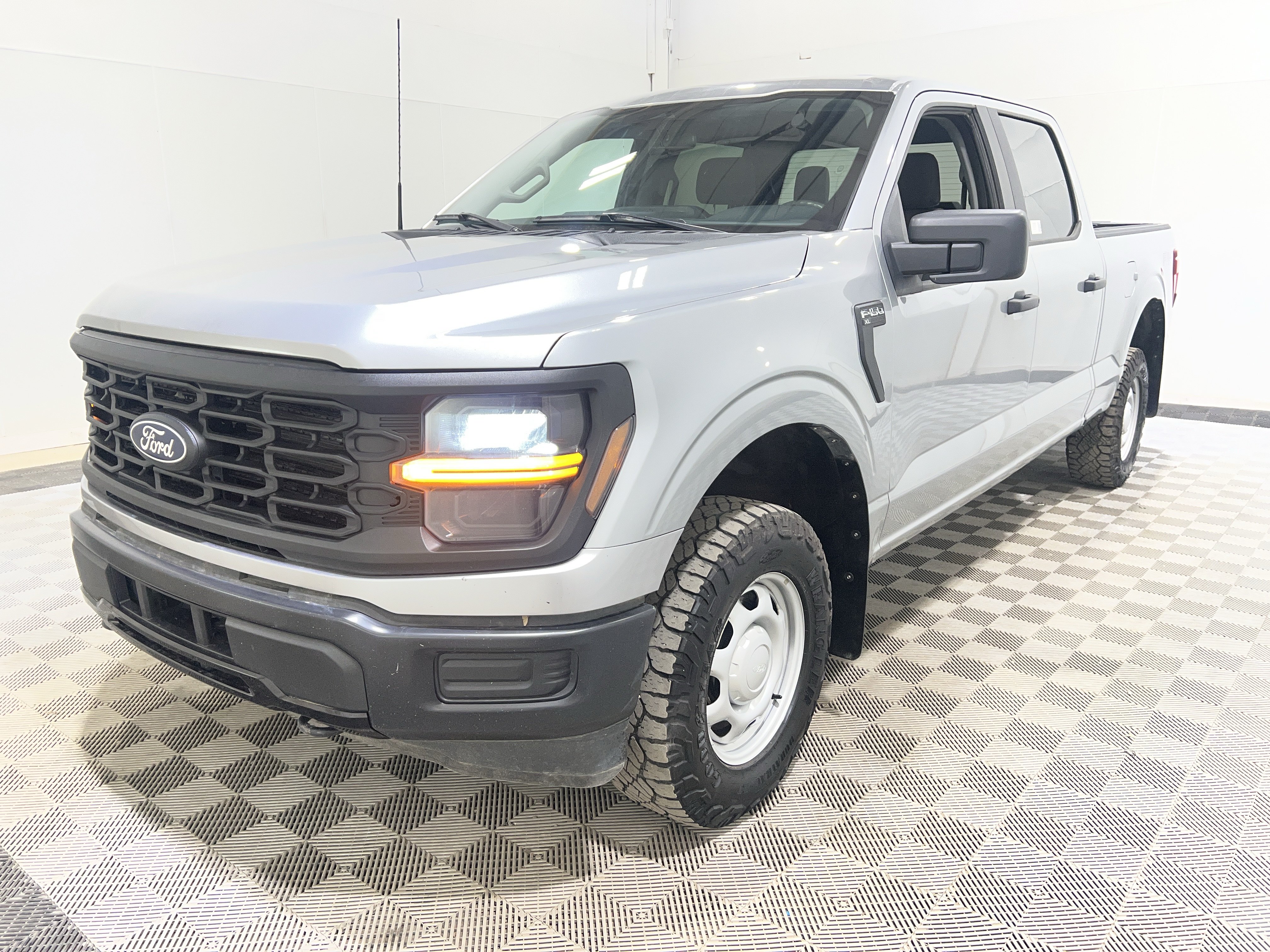 Used 2024 Ford F150 XL w/ FX4 Off-Road Package AWD/4WD image 1