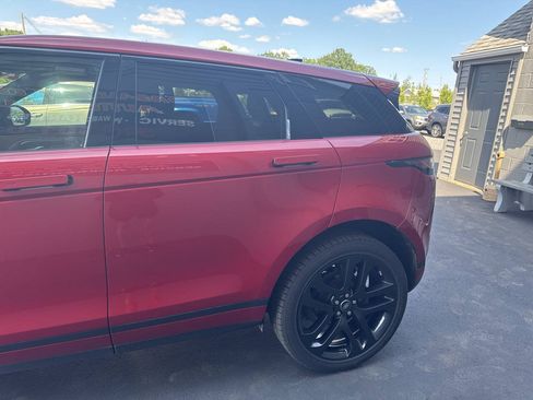 Used 2020 Land Rover Range Rover Evoque SE AWD/4WD image 6