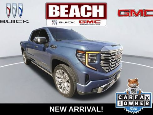 Used 2024 GMC Sierra 1500 Denali w/ Denali Reserve Package AWD/4WD image 1