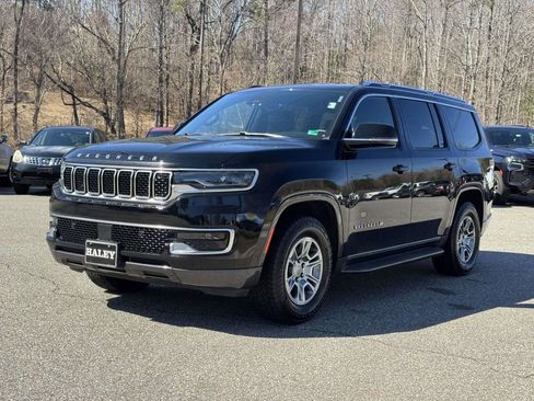 Used 2022 Jeep Wagoneer Series I AWD/4WD image 23