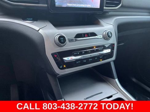 Used 2022 Ford Explorer XLT w/ Equipment Group 202A RWD image 24