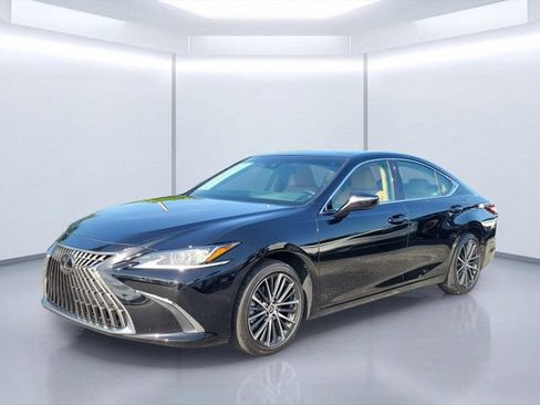 Used 2024 Lexus ES 350 w/ Premium Package FWD image 2