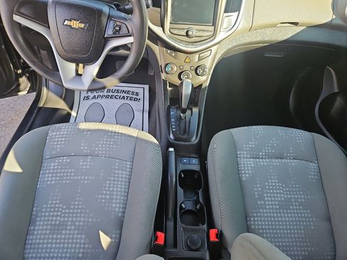 Used 2018 Chevrolet Sonic LS image 22