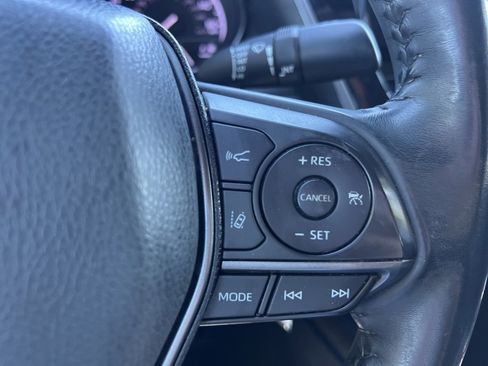 Used 2021 Toyota Camry SE image 22