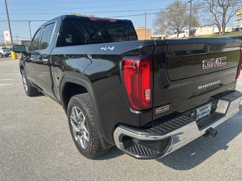 Used 2022 GMC Sierra 1500 SLT w/ SLT Convenience Package image 6