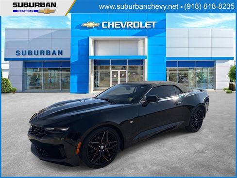 Used 2020 Chevrolet Camaro LT image 1