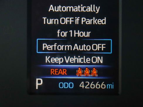 Used 2023 Toyota Tundra SR5 w/ SR5 Premium Package image 18