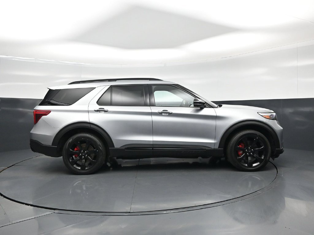 Used 2023 Ford Explorer ST w/ Equipment Group 401A AWD/4WD image 25