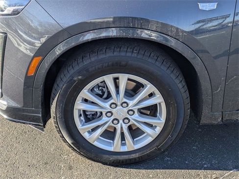 Used 2023 Cadillac XT6 Luxury image 10