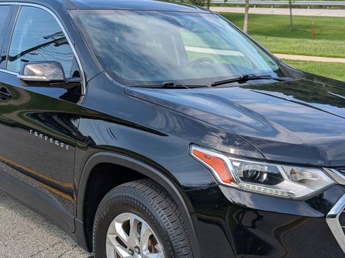 Used 2018 Chevrolet Traverse LT FWD image 13