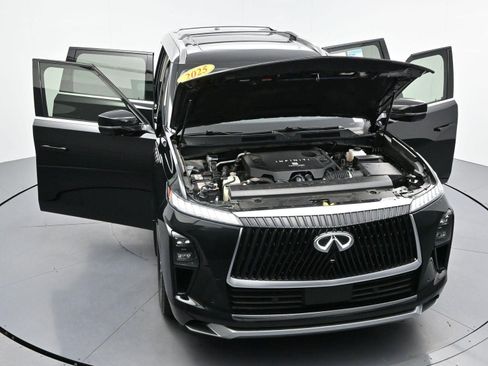 Used 2025 INFINITI QX80 Luxe w/ Exterior Package AWD/4WD image 43