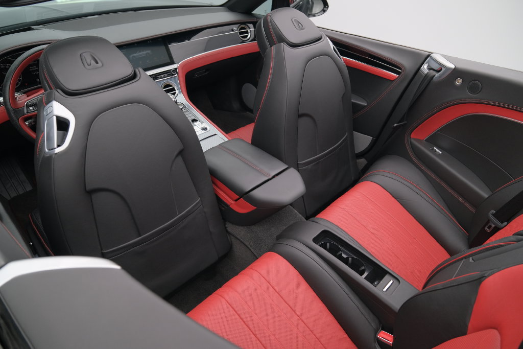 Used 2020 Bentley Continental GT AWD/4WD image 33