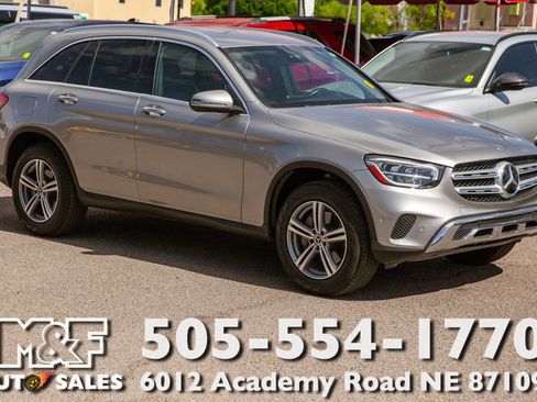 Used 2022 Mercedes-Benz GLC 300 image 1