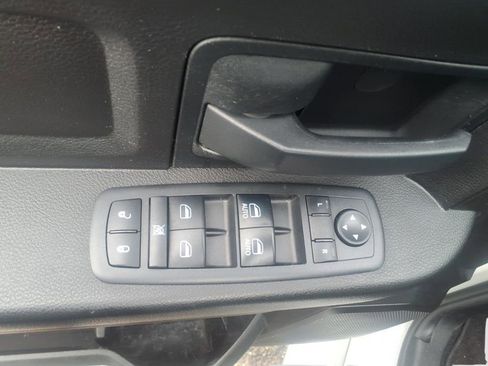 Used 2019 RAM 1500 Tradesman w/ Chrome Plus Package image 18