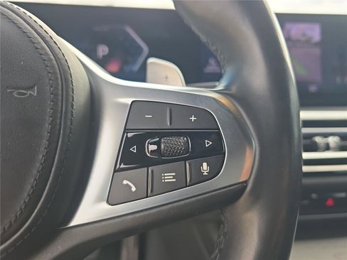 Certified 2023 BMW 330i 330i w/ M Sport Package image 20