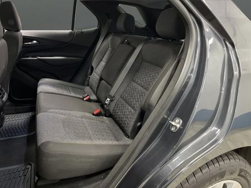 Used 2023 Chevrolet Equinox LT image 28