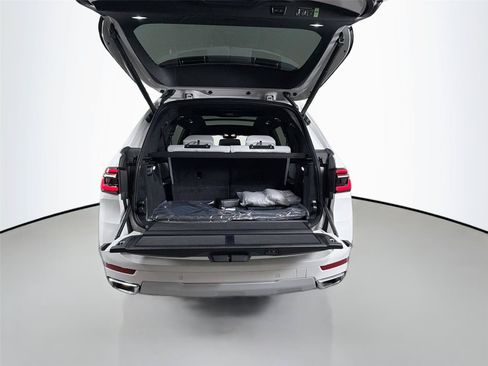 New 2027 BMW X7 xDrive40i AWD/4WD image 25