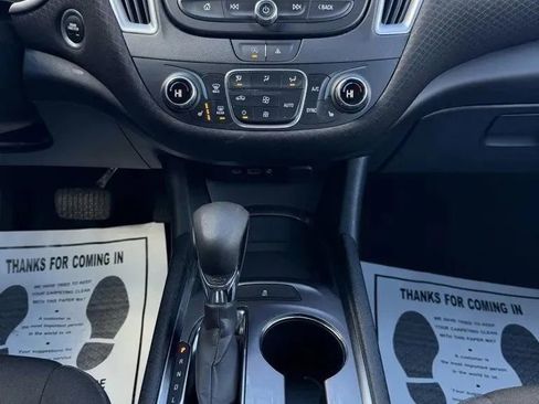 Used 2023 Chevrolet Malibu LT image 24