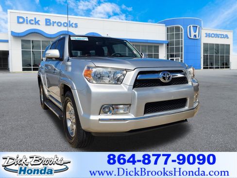 Used 2013 Toyota 4Runner SR5 image 1