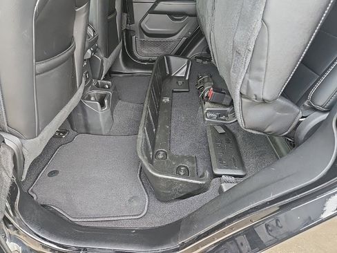 Used 2021 Jeep Gladiator Overland w/ Popular Equipment Package image 97