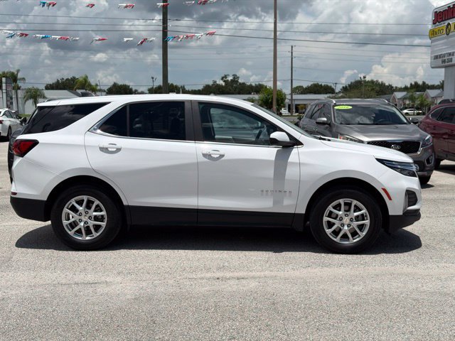 Used 2023 Chevrolet Equinox LT w/ Driver Convenience Package AWD/4WD image 3