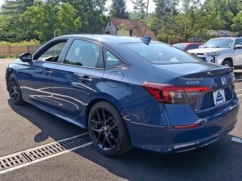 Certified 2025 Honda Civic Sport image 4