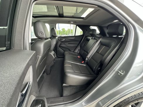 Used 2024 Chevrolet Equinox Premier AWD/4WD image 25