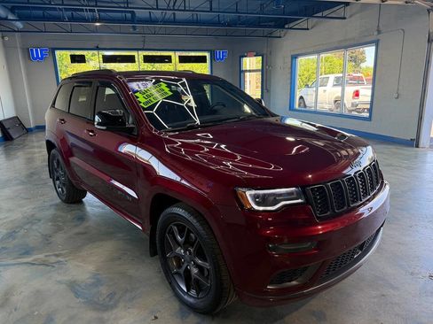 Used 2019 Jeep Grand Cherokee Limited X AWD/4WD image 3