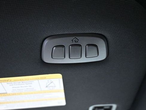 Used 2022 Ford F150 Lariat w/ Equipment Group 502A High image 37