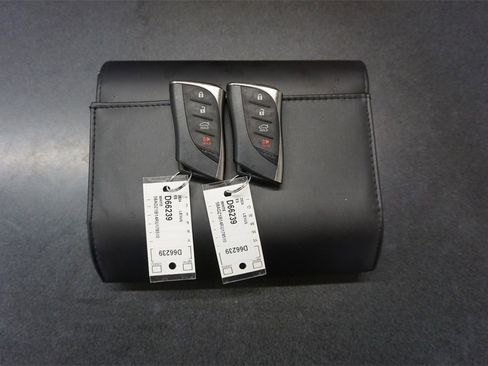 Used 2024 Lexus ES 350 w/ Premium Package image 20