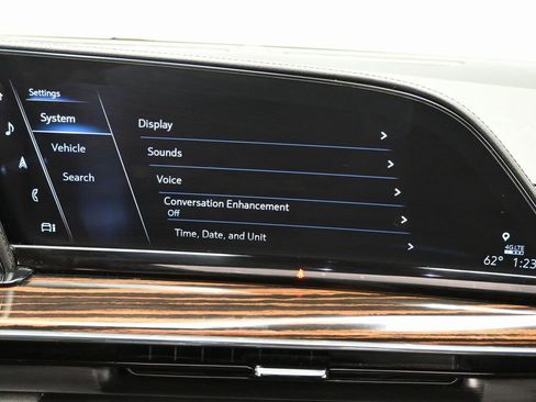 Used 2023 Cadillac Escalade ESV Premium Luxury image 26