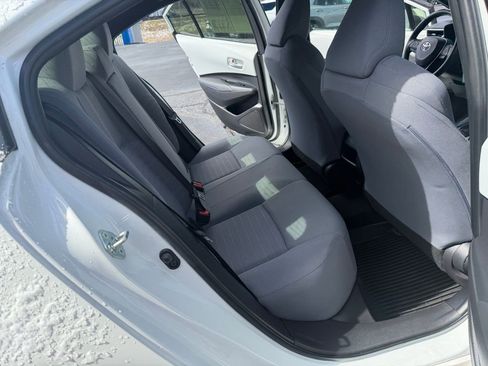 Used 2022 Toyota Corolla SE image 16