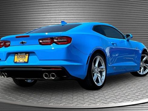 Used 2022 Chevrolet Camaro LT w/ Technology Package RWD image 6