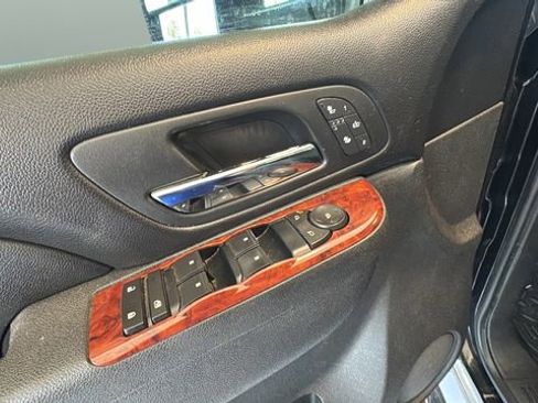 Used 2010 Chevrolet Silverado 2500 LTZ w/ Convenience Package AWD/4WD image 8