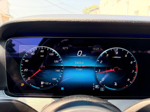 Used 2021 Mercedes-Benz E 350 4MATIC Sedan image 36