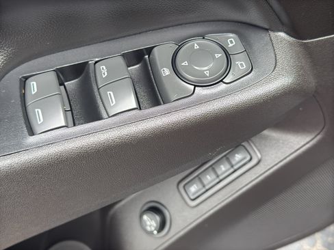 Certified 2019 Chevrolet Equinox Premier AWD/4WD image 12