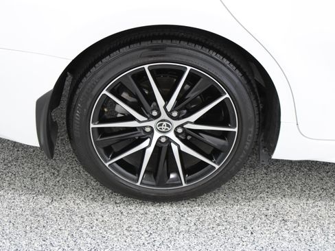 Certified 2024 Toyota Camry SE FWD image 6
