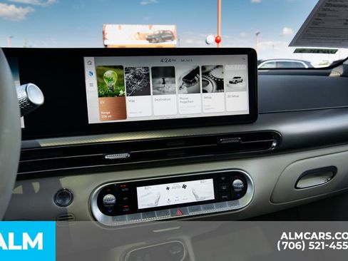 Used 2024 Genesis GV60 RWD image 30