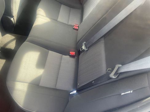 Used 2025 Nissan Sentra SV image 37