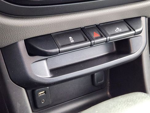 Used 2015 Chevrolet Colorado W/T image 25