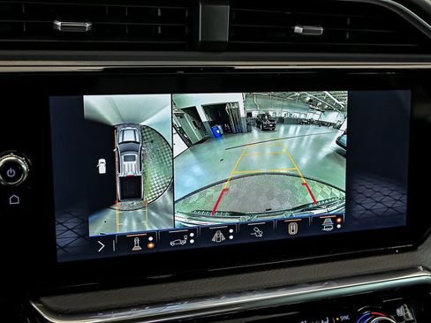 New 2026 GMC Sierra 1500 Denali AWD/4WD image 17