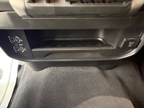 Used 2021 RAM 2500 Tradesman image 21